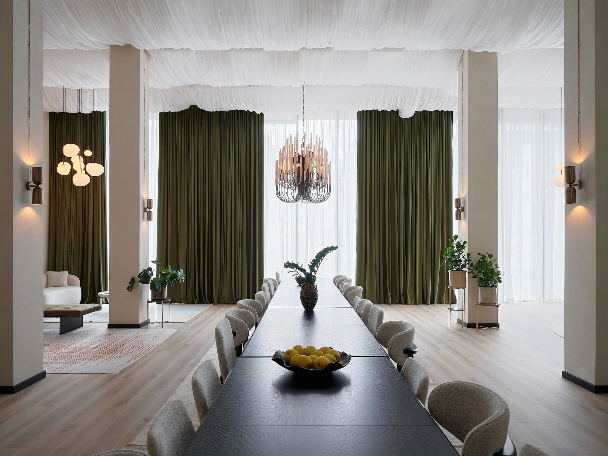 Hero banner - Yayaki House x thesheet